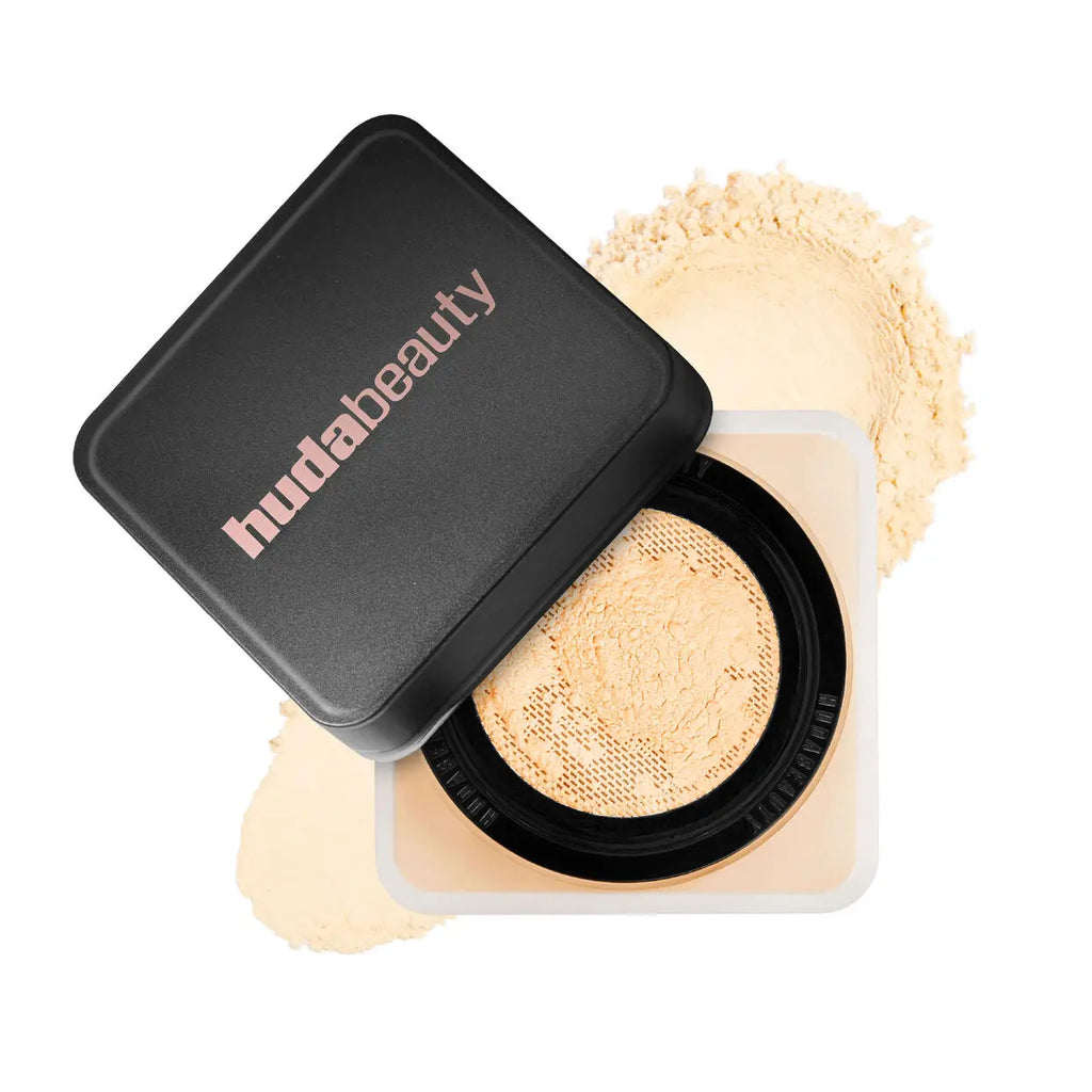 Huda Beauty Powder – transparentny puder utrwalający makijaż, kontrola sebum